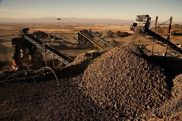 MMTC to supply iron ore to Japan and South Korea